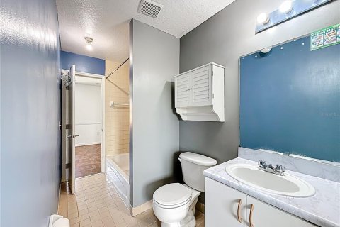 Condo in Miami, Florida, 3 bedrooms  № 1881193 - photo 25