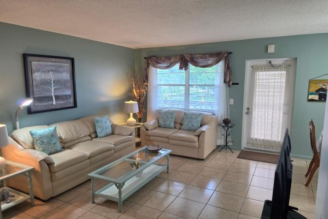 Condominio en Deerfield Beach, Florida, 2 dormitorios  № 2249926