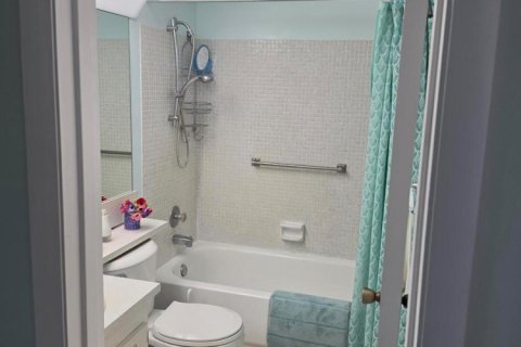 Condominio en alquiler en Deerfield Beach, Florida, 2 dormitorios, 76.18 m2 № 2249926 - foto 11