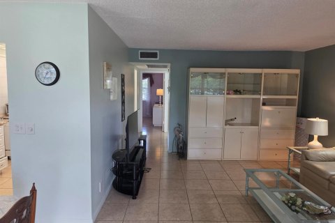 Condominio en alquiler en Deerfield Beach, Florida, 2 dormitorios, 76.18 m2 № 2249926 - foto 9