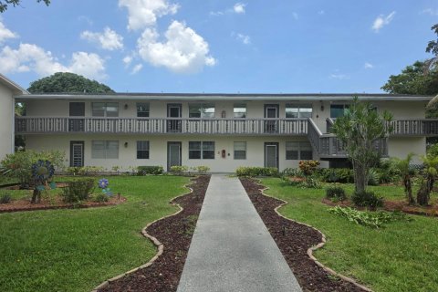 Condominio en alquiler en Deerfield Beach, Florida, 2 dormitorios, 76.18 m2 № 2249926 - foto 6