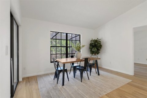 House in Tampa, Florida 2 bedrooms, 92.34 sq.m. № 1721051 - photo 8