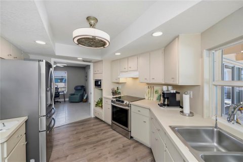 Villa ou maison à vendre à Punta Gorda, Floride: 4 chambres, 227.8 m2 № 2147512 - photo 17