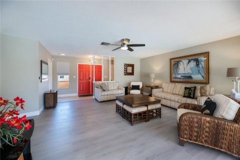 Villa ou maison à vendre à Punta Gorda, Floride: 4 chambres, 227.8 m2 № 2147512 - photo 13