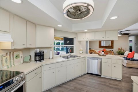 Villa ou maison à vendre à Punta Gorda, Floride: 4 chambres, 227.8 m2 № 2147512 - photo 20
