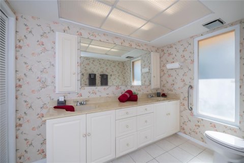 Villa ou maison à vendre à Punta Gorda, Floride: 4 chambres, 227.8 m2 № 2147512 - photo 30