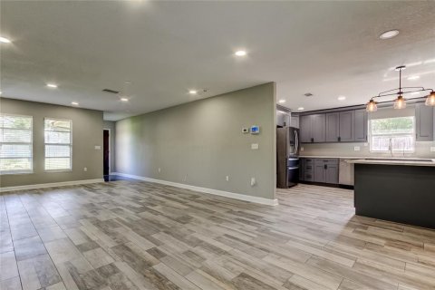Casa en venta en Hudson, Florida, 3 dormitorios, 149.2 m2 № 1776770 - foto 3