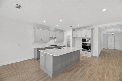 House in Apollo Beach, Florida 4 bedrooms, 186.92 sq.m. № 1820921 - photo 12