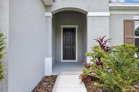 House in Apollo Beach, Florida 4 bedrooms, 186.92 sq.m. № 1820921 - photo 6