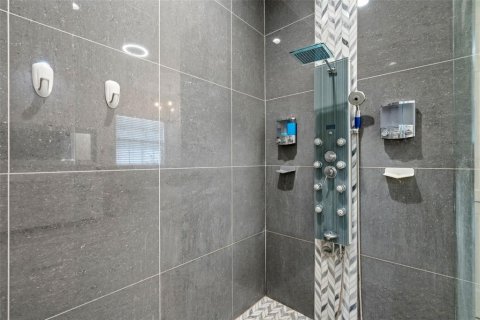 Casa en venta en Windermere, Florida, 5 dormitorios, 311.97 m2 № 1919104 - foto 23