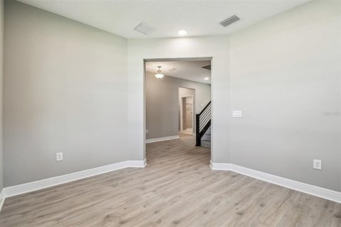 House in Spring Hill, Florida 4 bedrooms, 263.38 sq.m. № 1608325 - photo 7