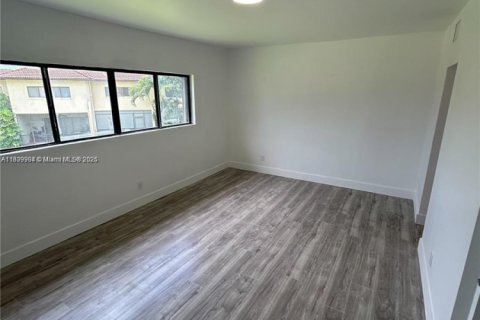 Adosado en venta en Sunrise, Florida, 2 dormitorios, 140.47 m2 № 1828777 - foto 10