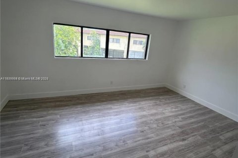 Adosado en venta en Sunrise, Florida, 2 dormitorios, 140.47 m2 № 1828777 - foto 11