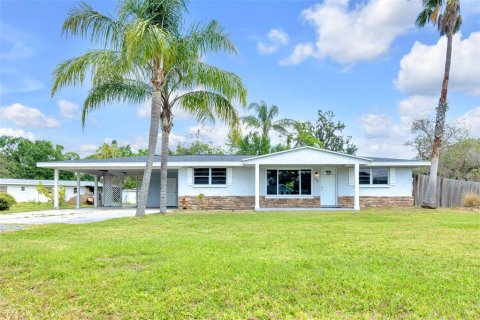 House in Ruskin, Florida 4 bedrooms, 163.04 sq.m. № 1617864 - photo 1
