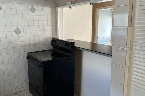 Apartamento en alquiler en Saint Petersburg, Florida, 1 dormitorio, 70.61 m2 № 1829936 - foto 5