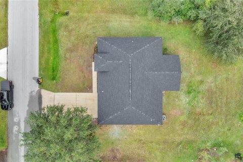 House in Palm Bay, Florida 3 bedrooms, 130.99 sq.m. № 1520745 - photo 8