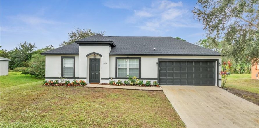 House in Palm Bay, Florida 3 bedrooms, 130.99 sq.m. № 1520745