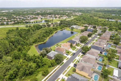 House in Land O' Lakes, Florida 4 bedrooms, 251.58 sq.m. № 1833590 - photo 9