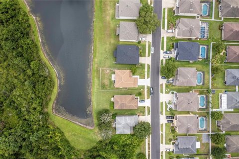 House in Land O' Lakes, Florida 4 bedrooms, 251.58 sq.m. № 1833590 - photo 14