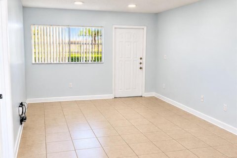 Copropriété à vendre à Hialeah, Floride: 2 chambres, 83.61 m2 № 2421574 - photo 26