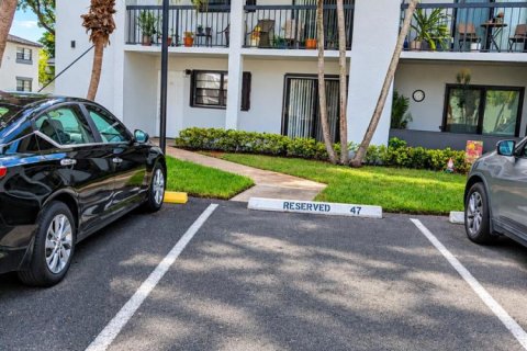 Copropriété à vendre à Hialeah, Floride: 2 chambres, 83.61 m2 № 2421574 - photo 15