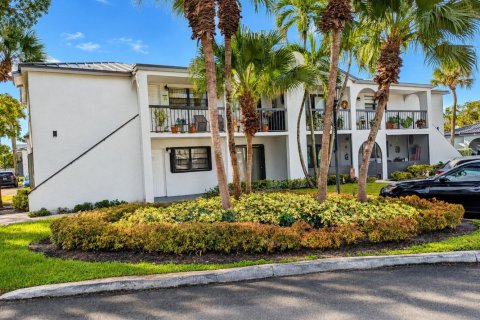Copropriété à vendre à Hialeah, Floride: 2 chambres, 83.61 m2 № 2421574 - photo 13