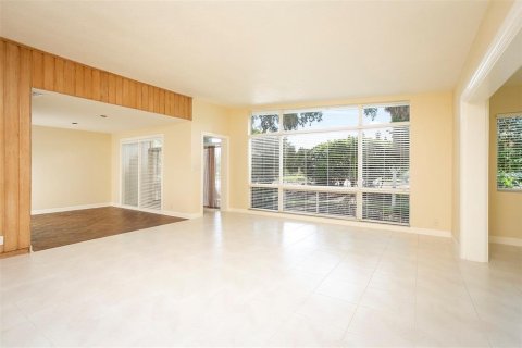 House in Winter Park, Florida 3 bedrooms, 199.55 sq.m. № 2108503 - photo 8