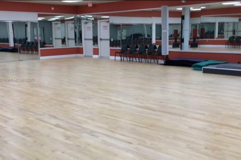 Condominio en venta en Pembroke Pines, Florida, 2 dormitorios, 76.09 m2 № 2012421 - foto 14