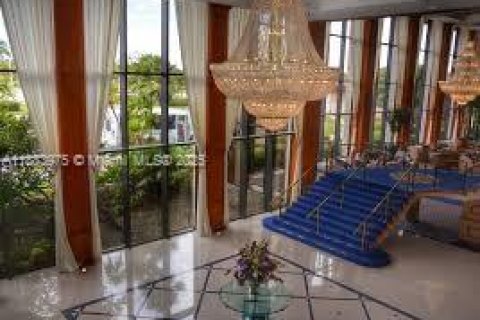 Condominio en venta en Pembroke Pines, Florida, 2 dormitorios, 76.09 m2 № 2012421 - foto 10