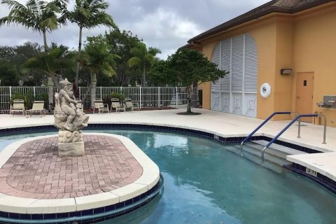 Condominio en venta en Pembroke Pines, Florida, 2 dormitorios, 76.09 m2 № 2012421 - foto 8