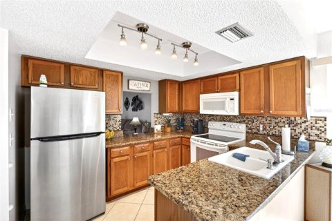 Copropriété à louer à Englewood, Floride: 2 chambres, 106.19 m2 № 2149564 - photo 8