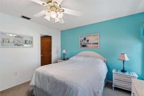 Copropriété à louer à Englewood, Floride: 2 chambres, 106.19 m2 № 2149564 - photo 12
