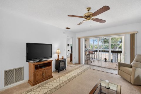 Copropriété à louer à Englewood, Floride: 2 chambres, 106.19 m2 № 2149564 - photo 4