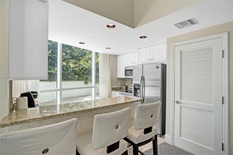 Condominio en venta en Miami Beach, Florida, 2 dormitorios, 138.98 m2 № 1860376 - foto 15