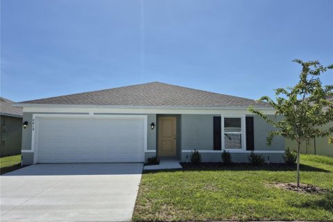 House in Wildwood, Florida 3 bedrooms, 141.68 sq.m. № 2225693