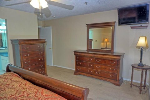 Townhouse in Lutz, Florida 2 bedrooms, 146.23 sq.m. № 2144797 - photo 17