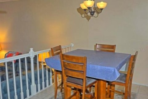 Townhouse in Lutz, Florida 2 bedrooms, 146.23 sq.m. № 2144797 - photo 9