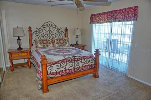 Townhouse in Lutz, Florida 2 bedrooms, 146.23 sq.m. № 2144797 - photo 25