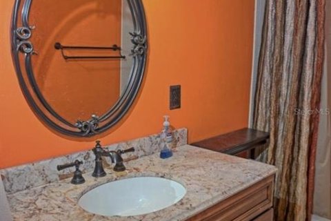 Townhouse in Lutz, Florida 2 bedrooms, 146.23 sq.m. № 2144797 - photo 28