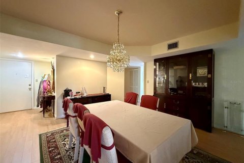 Condo in Punta Gorda, Florida, 3 bedrooms № 2102801 - photo 9