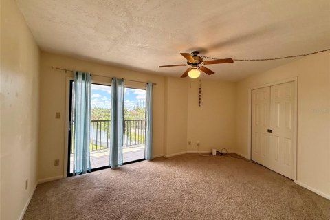 Condo in Punta Gorda, Florida, 3 bedrooms № 2102801 - photo 22