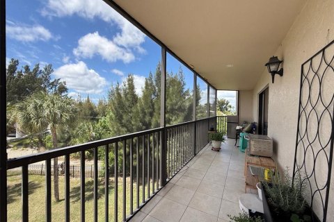 Condo in Punta Gorda, Florida, 3 bedrooms № 2102801 - photo 17