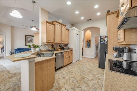 Casa en venta en New Smyrna Beach, Florida, 4 dormitorios, 190.45 m2 № 2143055 - foto 18