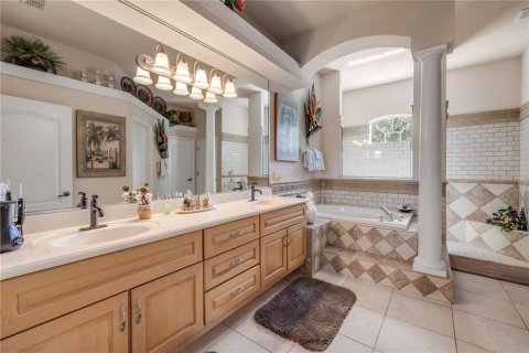 Casa en venta en New Smyrna Beach, Florida, 4 dormitorios, 190.45 m2 № 2143055 - foto 29