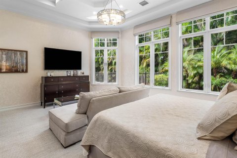 House in Delray Beach, Florida 5 bedrooms, 507.62 sq.m. № 2399856 - photo 20