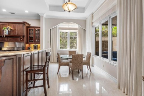 House in Delray Beach, Florida 5 bedrooms, 507.62 sq.m. № 2399856 - photo 12