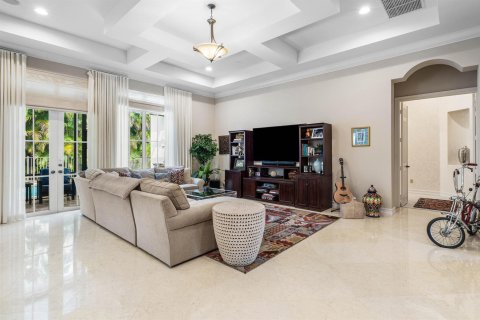 House in Delray Beach, Florida 5 bedrooms, 507.62 sq.m. № 2399856 - photo 15
