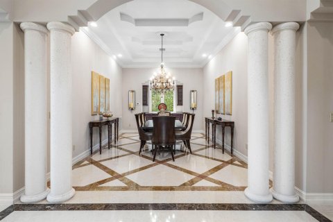 House in Delray Beach, Florida 5 bedrooms, 507.62 sq.m. № 2399856 - photo 7