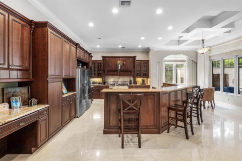 House in Delray Beach, Florida 5 bedrooms, 507.62 sq.m. № 2399856 - photo 10