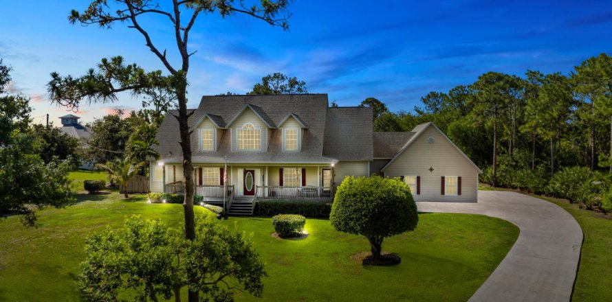 Villa ou maison à Stuart, Floride 4 chambres, 248.98 m2 № 2192227
